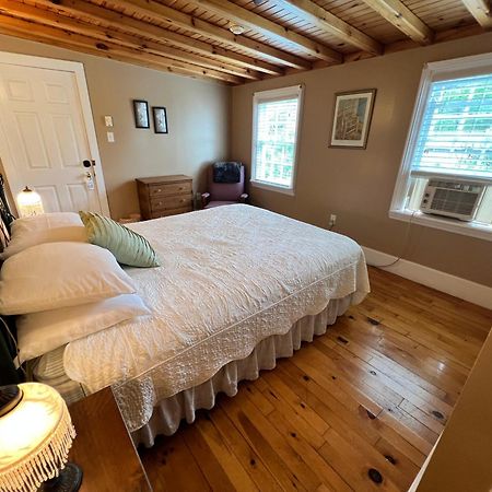 Hotel Bishop White Manor à Trinity Extérieur photo